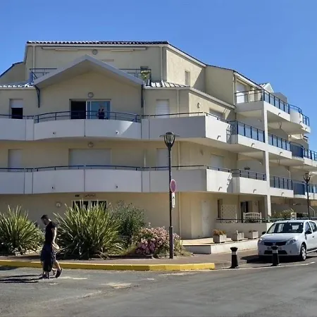 6 Personnes Port De Sur Mer, Avec Deux Chambres,double Terrasses, Et Parking Privatif.. 아파트 *